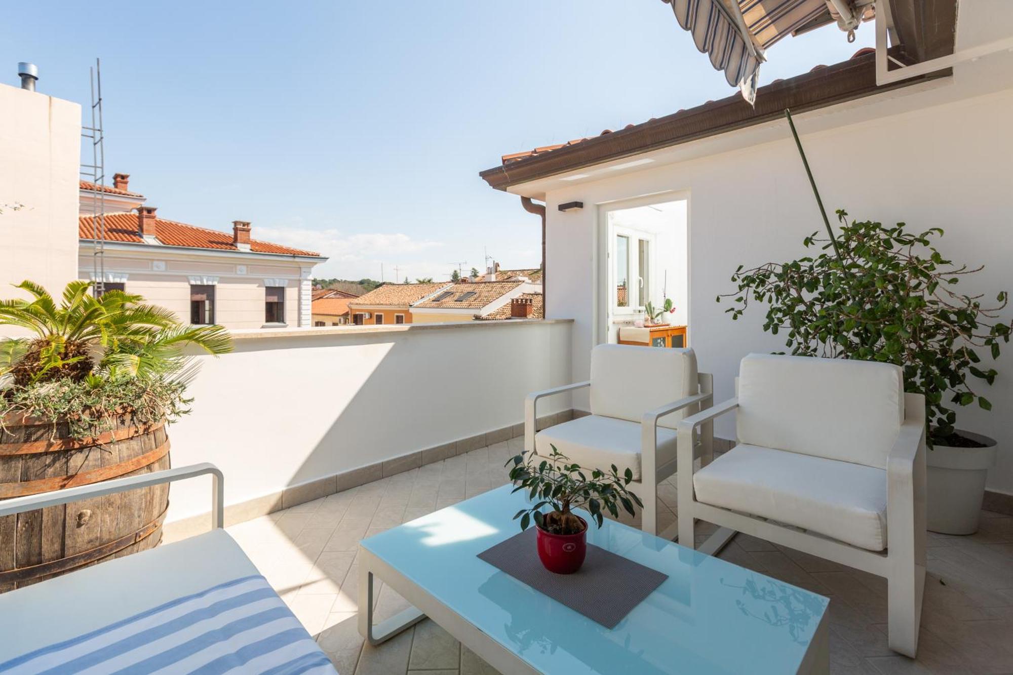 Apartment Heart Of Poreč Exteriör bild