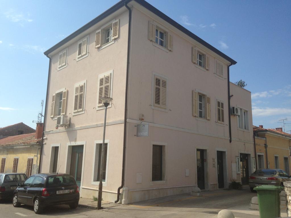 Apartment Heart Of Poreč Exteriör bild